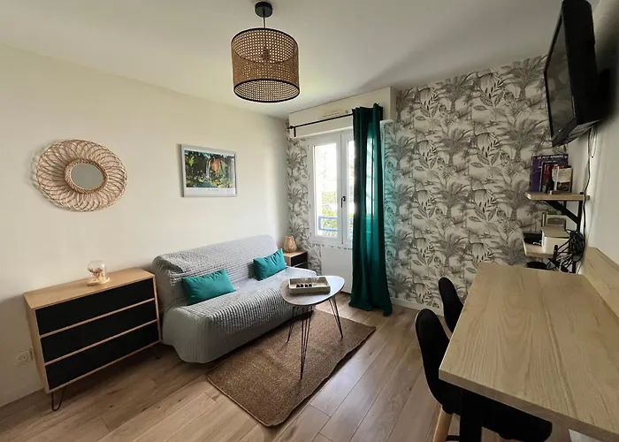 Agreable Studio Calme - Proche Tramway Et Centre